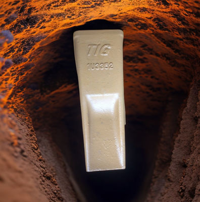 탄소강과 320 J350 가족을 위한 술래잡기 브랜카스팅 이 고양이 320 바가지 이발 1U3352 이와 1U3352RC 이